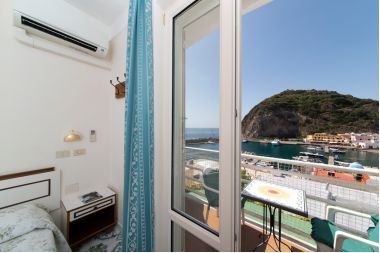 Gallery Camere